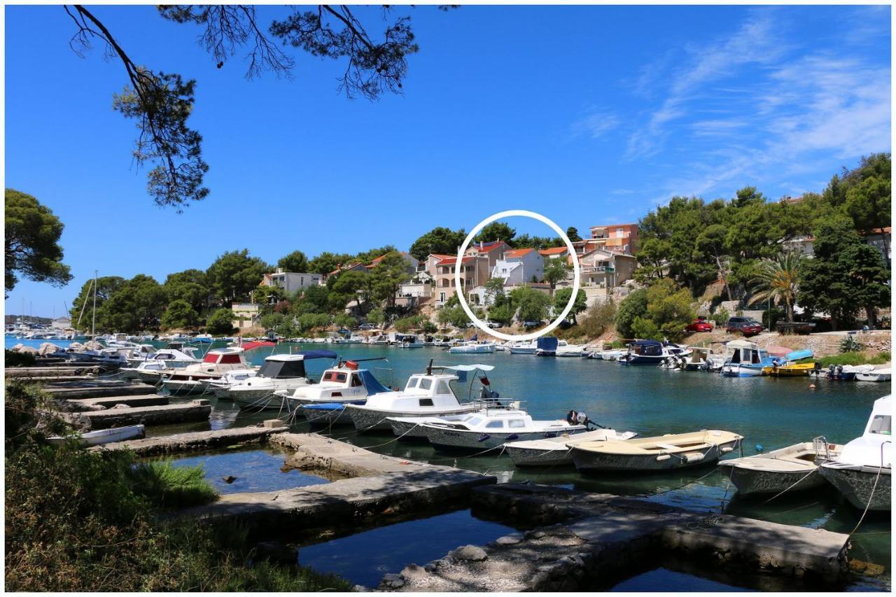 Apartments Elvi - Amazing Position & Parking Primošten Екстериор снимка