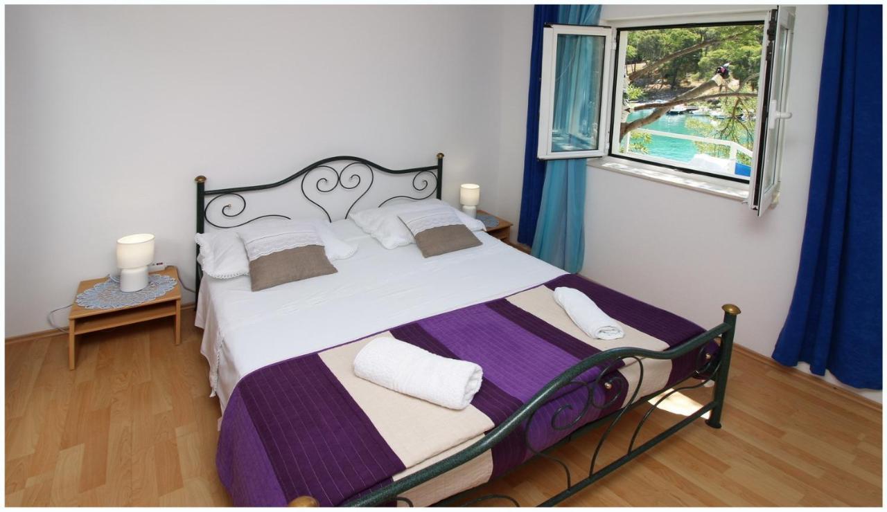 Apartments Elvi - Amazing Position & Parking Primošten Екстериор снимка