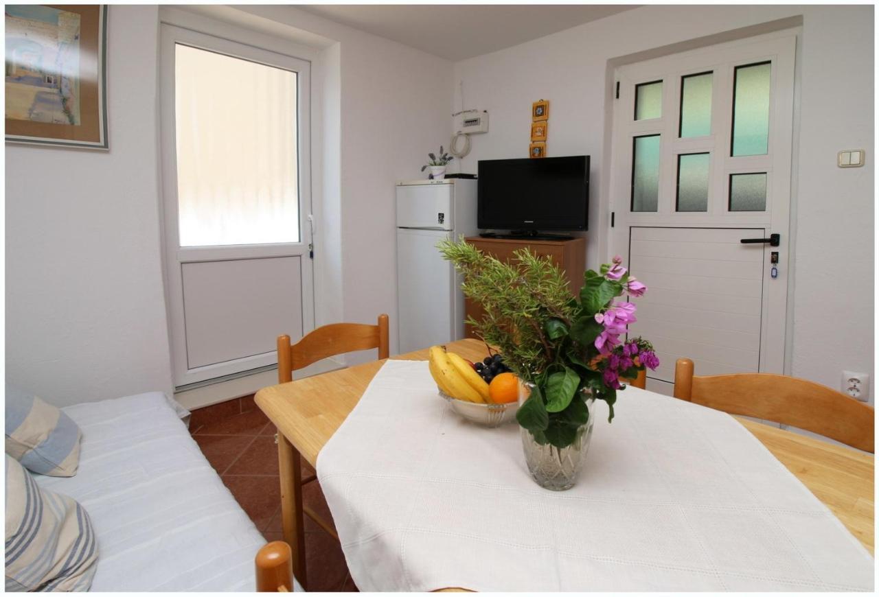 Apartments Elvi - Amazing Position & Parking Primošten Екстериор снимка